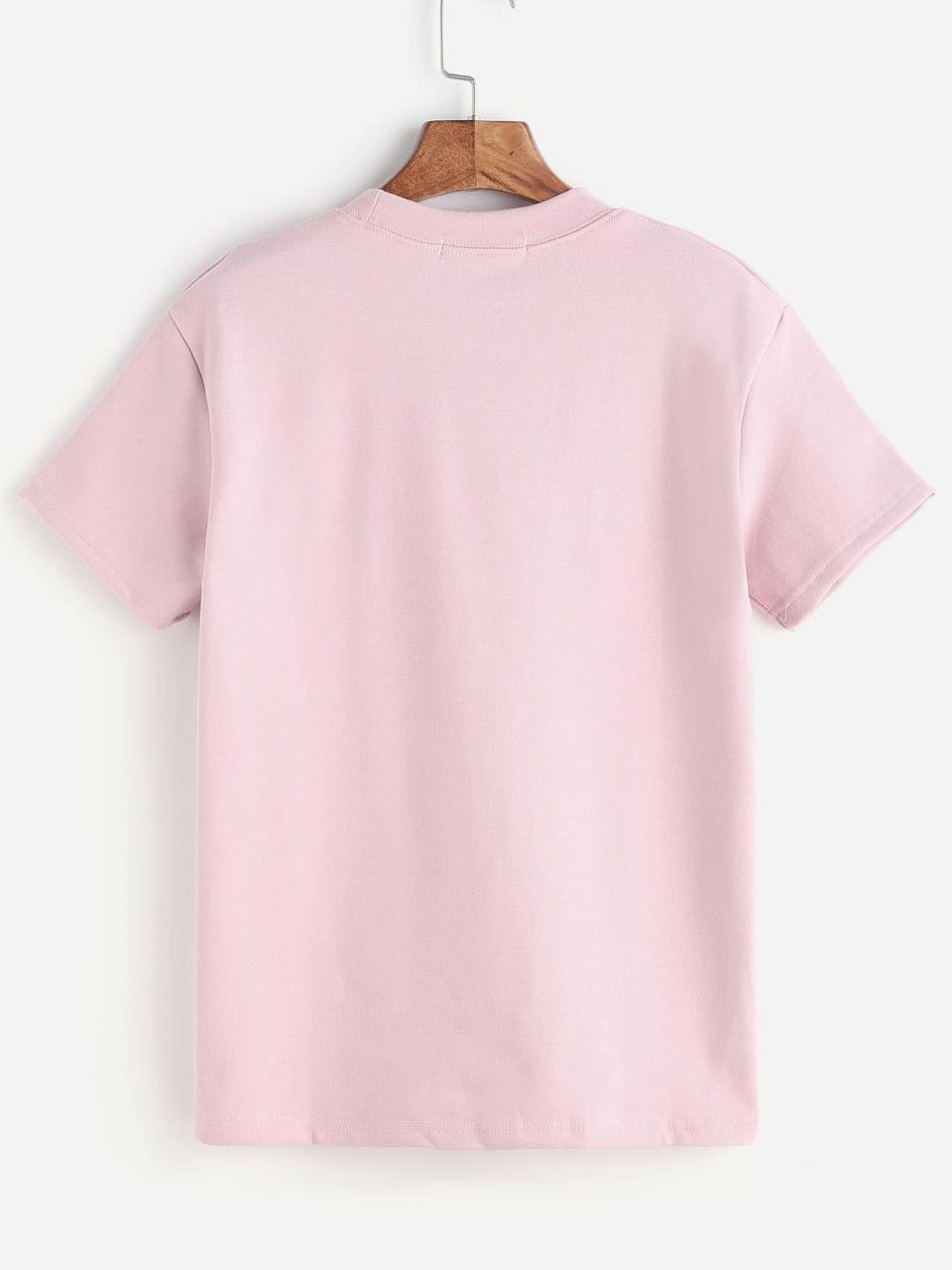 Mockup T Shirt Pink
