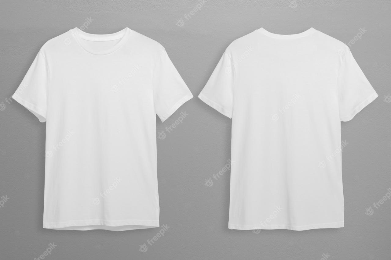 Mockup White T Shirt Free